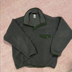 Patagonia Gray Fleece Pullover with Olive Trim